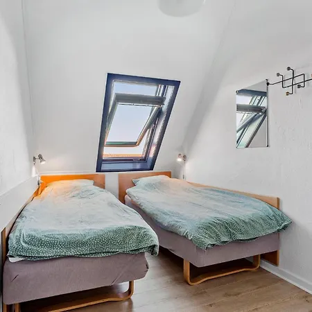 Apartamento Cozy In With Sauna Gudhjem